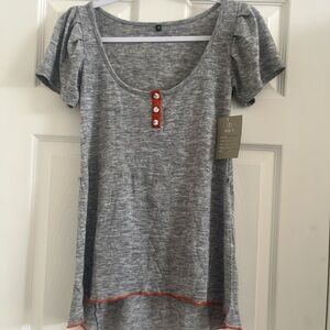 brand new with tag: BILLY T Henley pleated short sleeve top